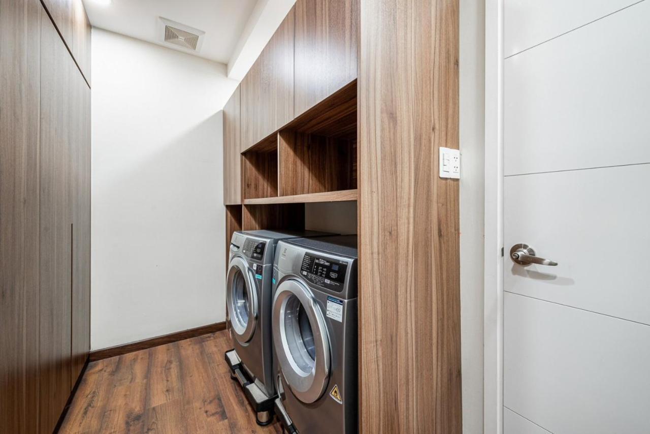 Căn hộ Modern 2br 12 Center At Terra Royal By Orli