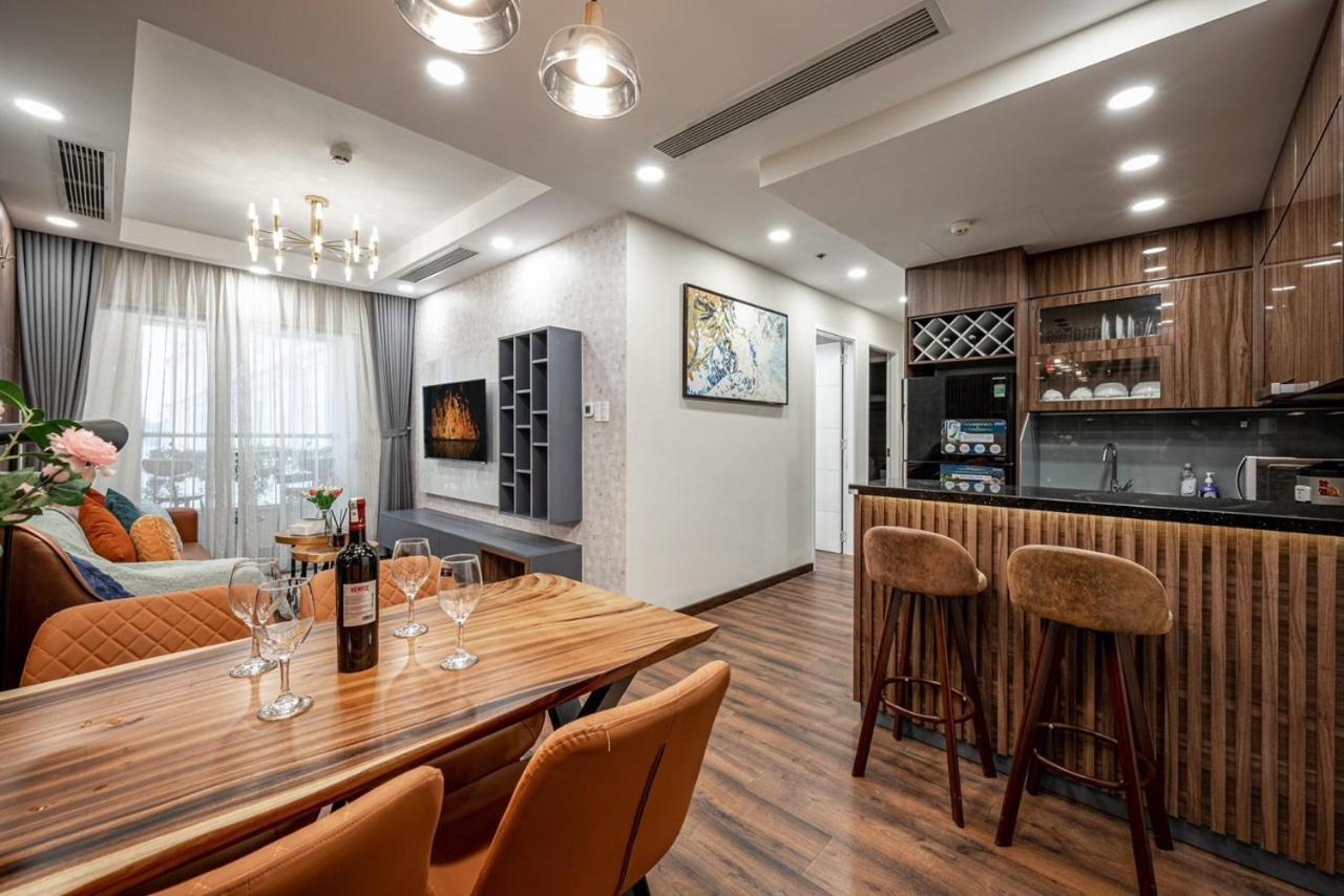 Căn hộ Modern 2br 12 Center At Terra Royal By Orli